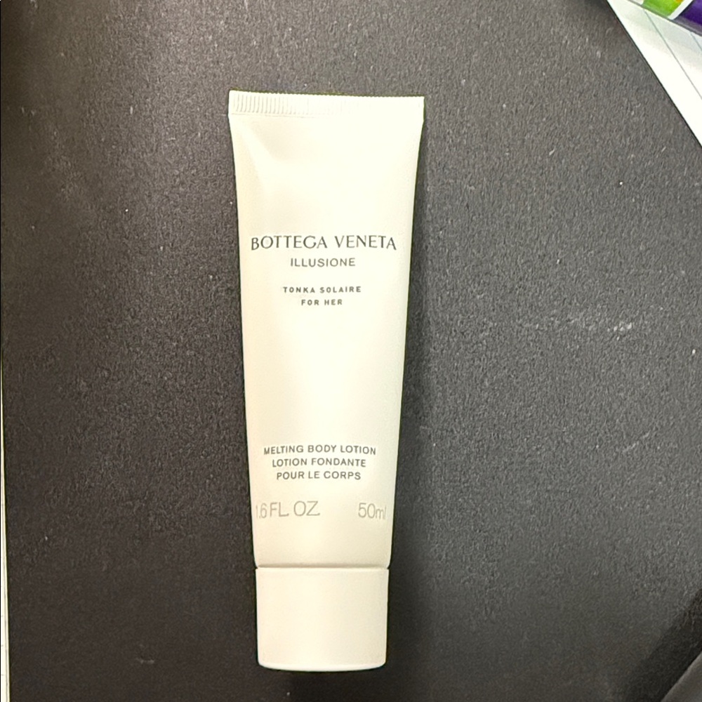 Bottega Veneta Illusione Tonka Solaire Lotion